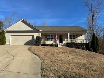 205 Cherryhill Dr, Four Oaks, NC 27524