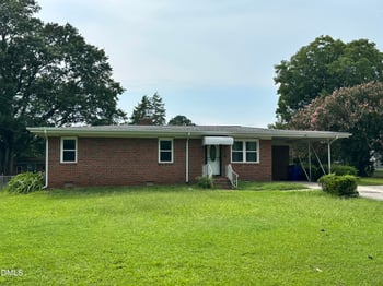 205 Cloverdale Dr, Smithfield, NC 27577