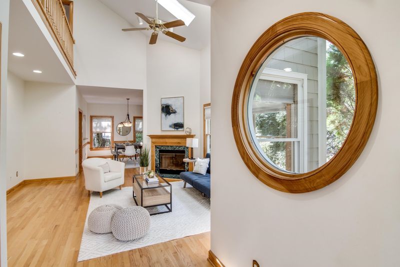 205 W Columbia Pl, Chapel Hill, NC 27516