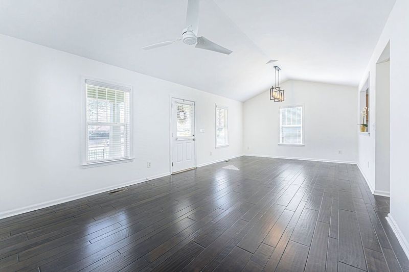 205 Cooke St, Raleigh, NC 27601