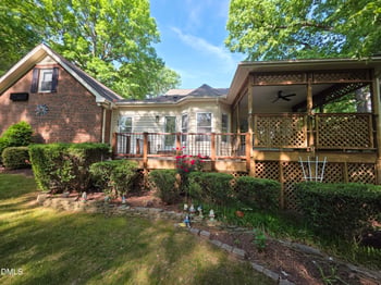 205 Coventry Ln, Cary, NC 27511