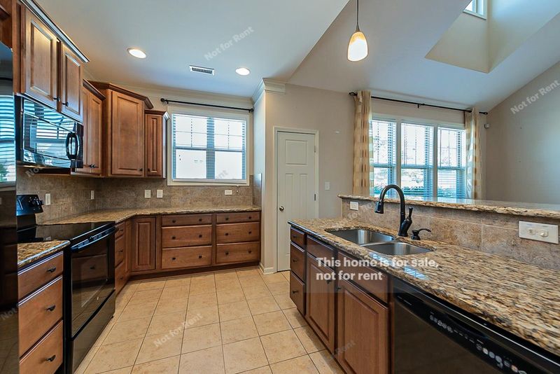 205 Crosby Ln, Garner, NC 27529