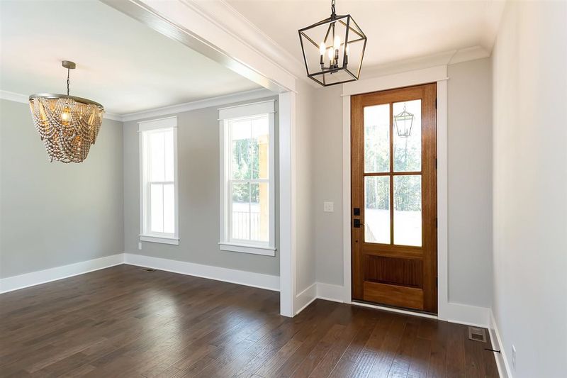 205 Curlew Dr, Chapel Hill, NC 27517
