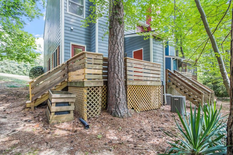 205 Danforth Dr, Cary, NC 27511