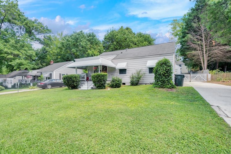 205 Dennis Ave, Raleigh, NC 27604