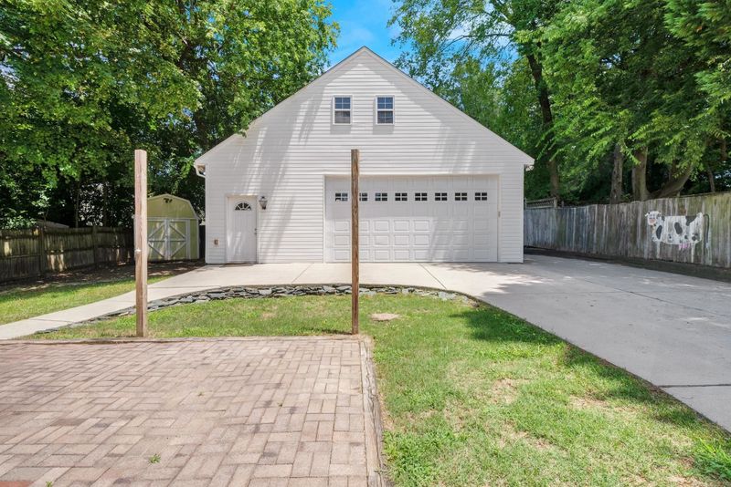 205 Dennis Ave, Raleigh, NC 27604