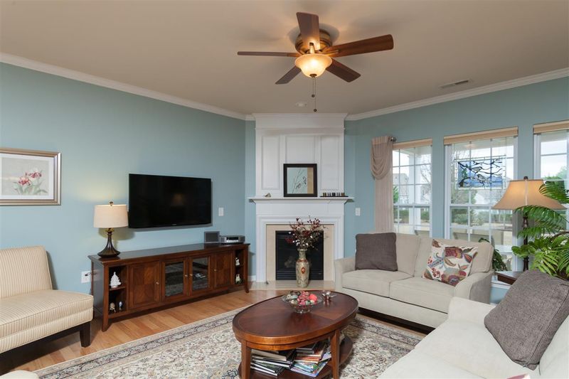 205 Dowington Ln, Cary, NC 27519