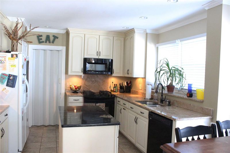 205 Durington Pl, Cary, NC 27518