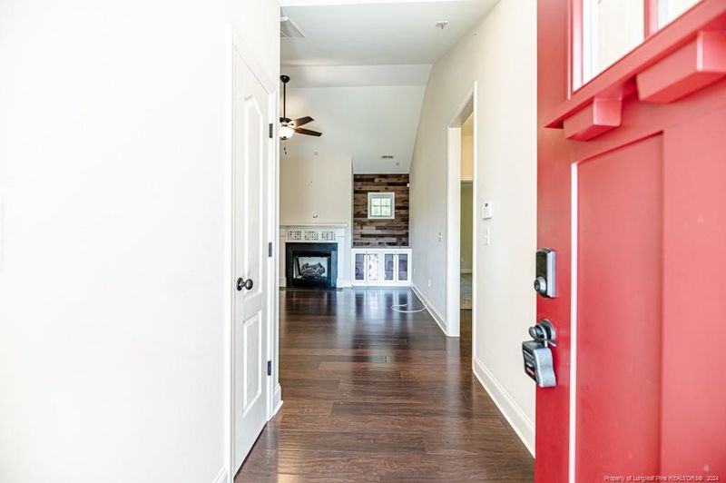 205 Fairfax Dr, Sanford, NC 27332