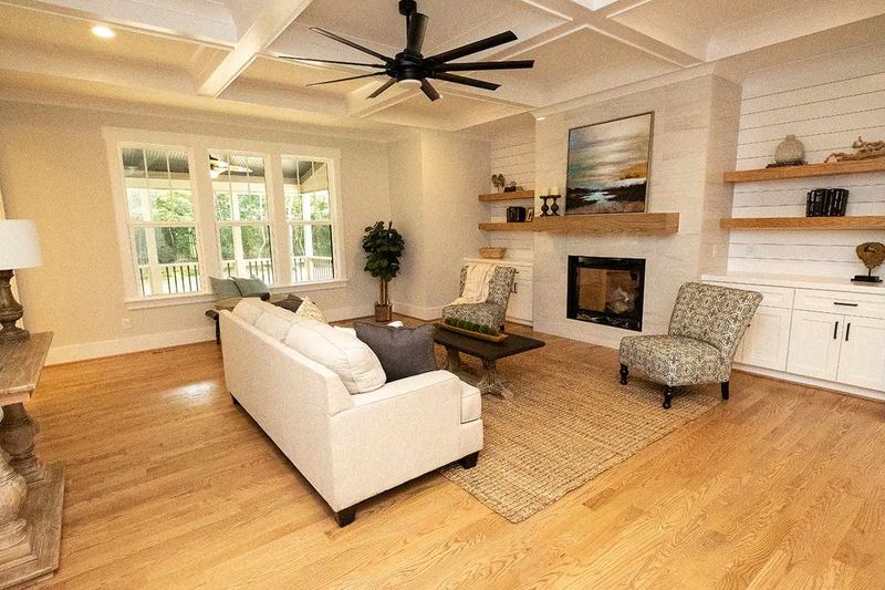 205 Farm Gate Dr, Hillsborough, NC 27278