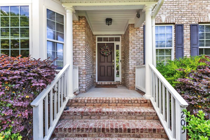 205 Forbes Rd, Wake Forest, NC 27587