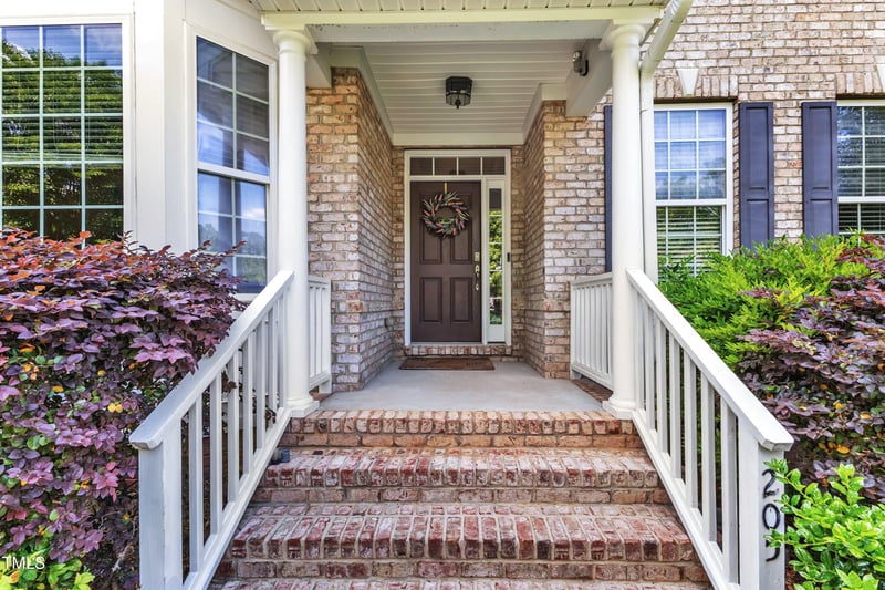 205 Forbes Rd, Wake Forest, NC 27587