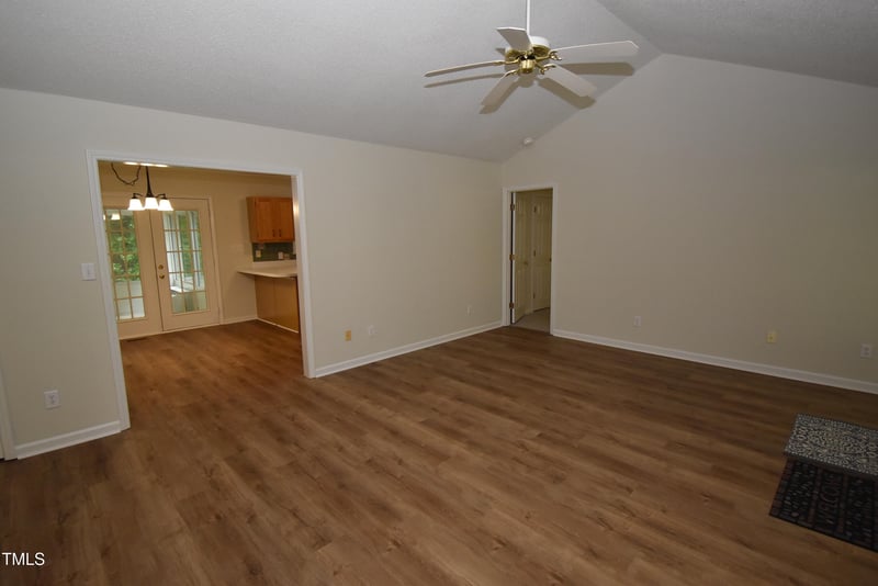 205 Fox Run Rd, Youngsville, NC 27596