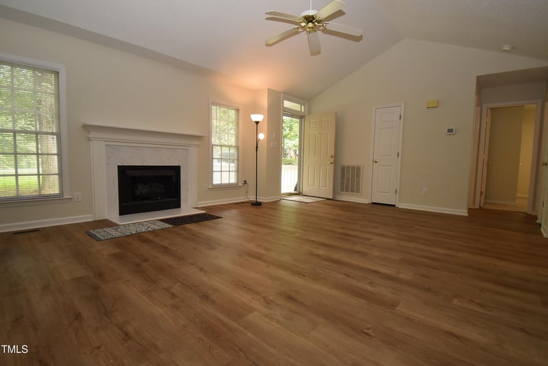 205 Fox Run Rd, Youngsville, NC 27596