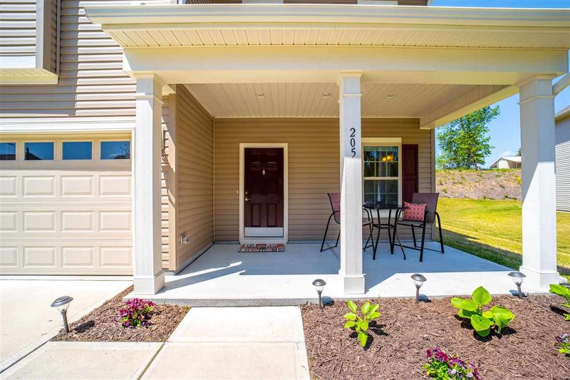205 Foxborough Ln, Durham, NC 27703