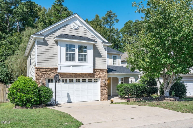 205 Georgetowne Dr, Clayton, NC 27520
