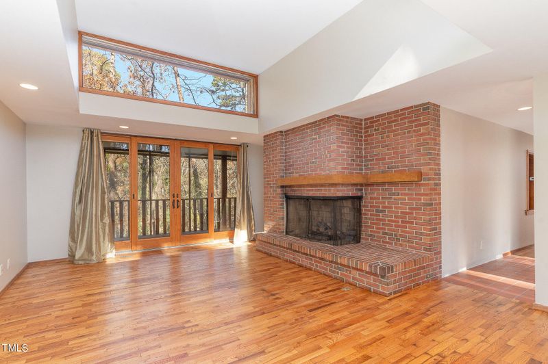 205 Glenhill Ln, Chapel Hill, NC 27514