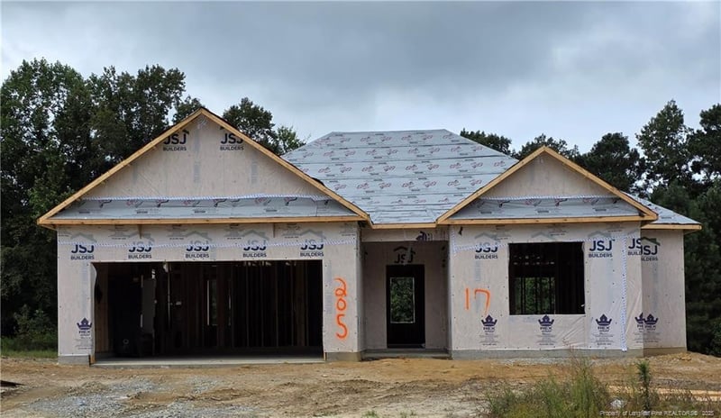 205 Hookbill Ln, Lillington, NC 27546
