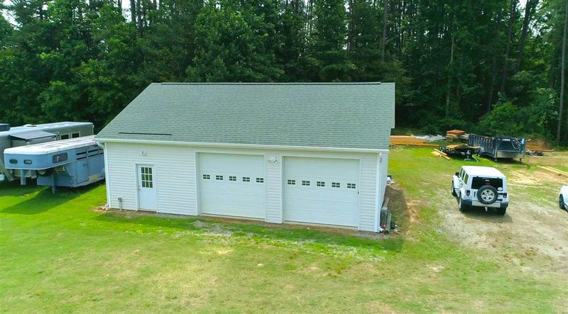 205 Indian Camp Rd, Smithfield, NC 27577