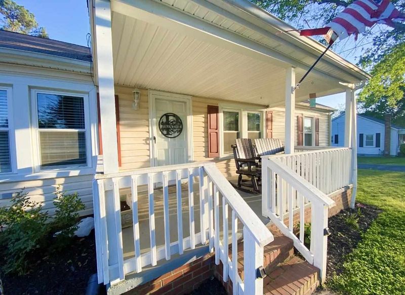 205 John St, Roxboro, NC 27573