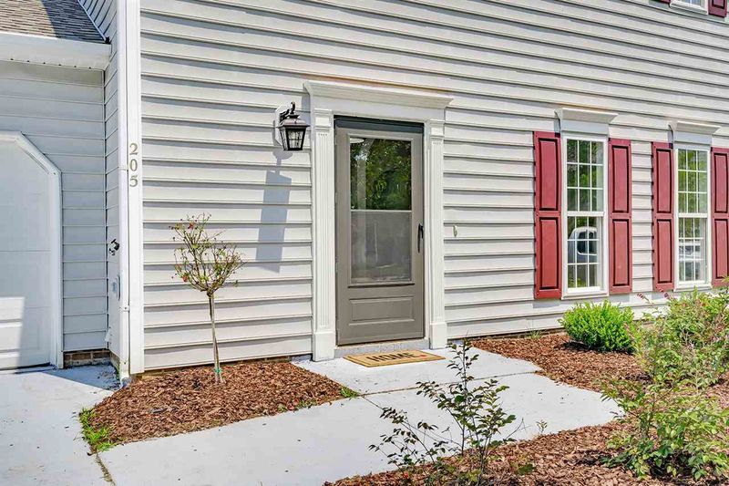 205 Lindell Dr, Apex, NC 27539