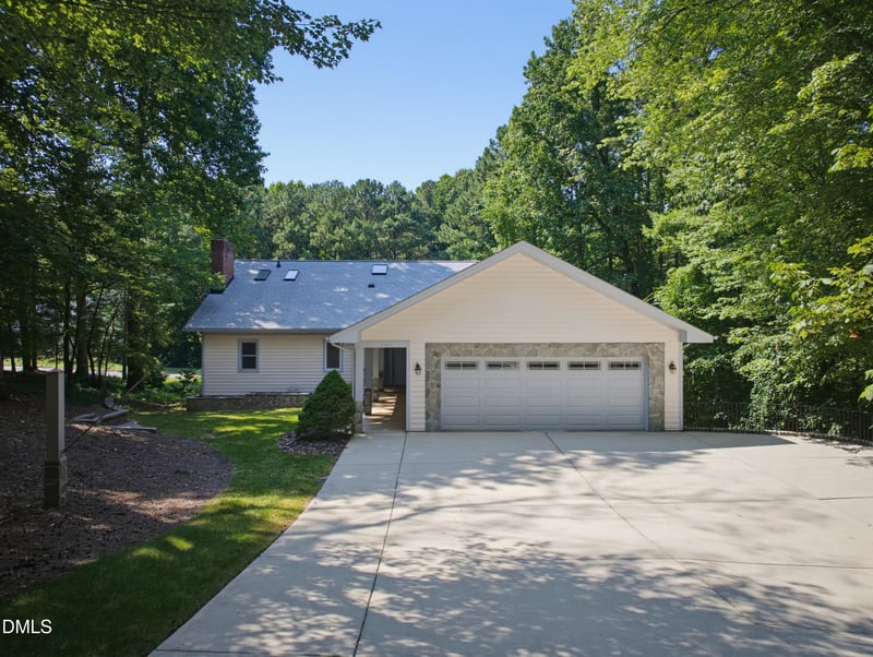 205 Livingstone Dr, Cary, NC 27513