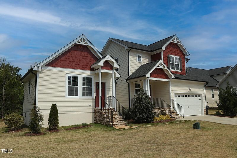 205 Log Pond Ct, Apex, NC 27502