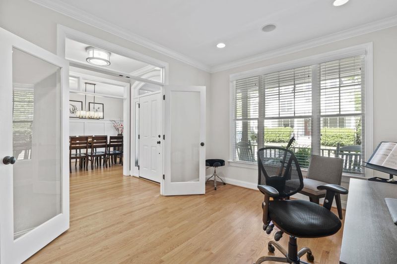 205 Lucas Ln, Chapel Hill, NC 27516