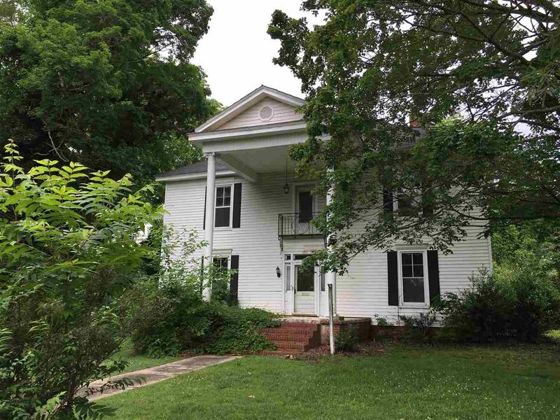 205 N Main St, Franklinton, NC 27525