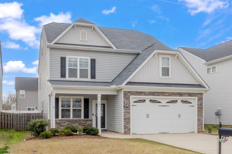 205 Marsh Creek Dr, Garner, NC 27529