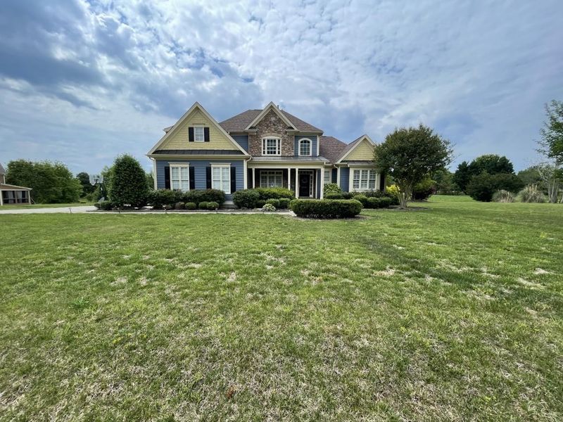 205 Meadow Glen Dr, Wake Forest, NC 27587