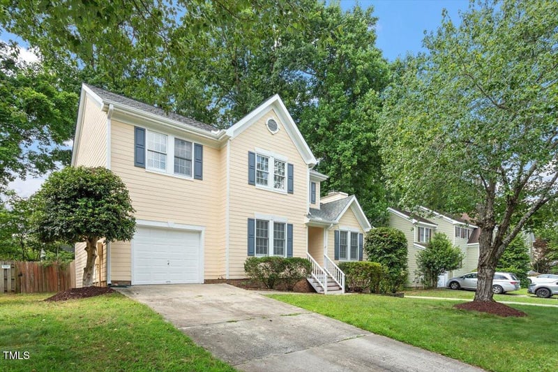 205 Mint Hill Dr, Cary, NC 27519