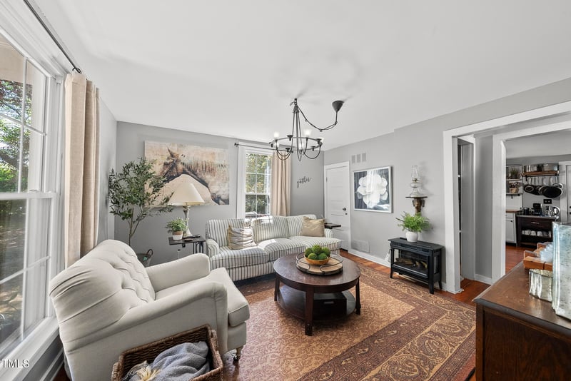 205 Moore St, Apex, NC 27502