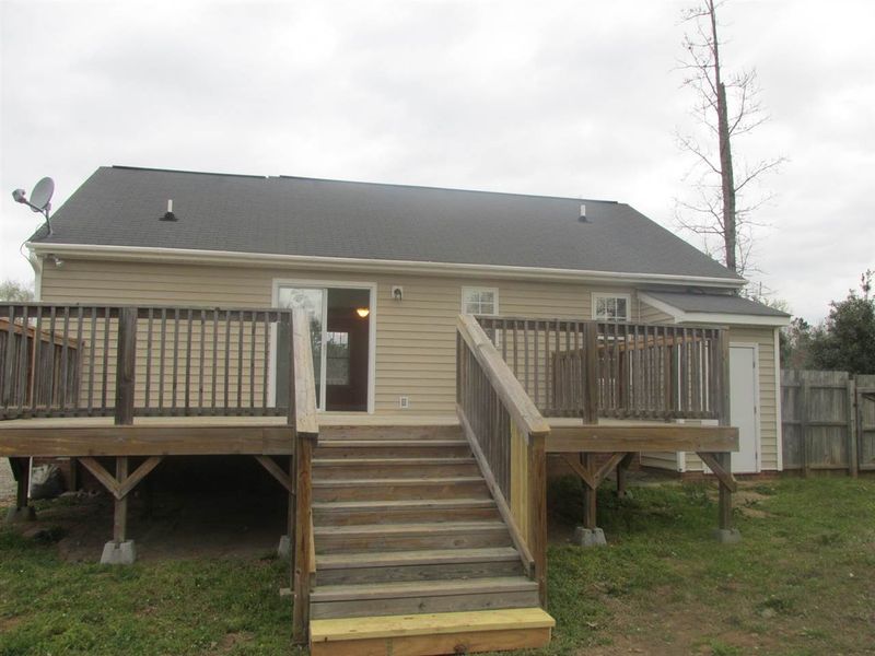205 Morgan Pw, Zebulon, NC 27597