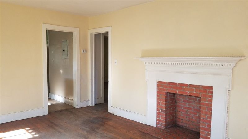 205 E Morgan St, Benson, NC 27504