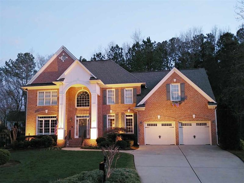 205 Morganford Pl, Cary, NC 27518