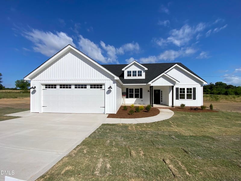 205 N Rabbit Run Dr, Smithfield, NC 27577