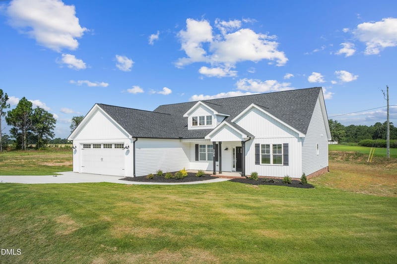 205 N Rabbit Run Dr, Smithfield, NC 27577
