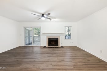 205 Oak Hollow Ct, Raleigh, NC 27613