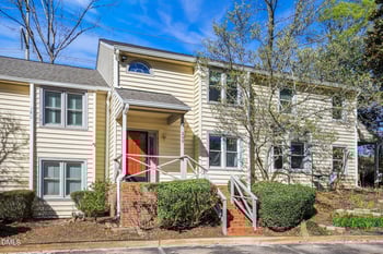 205 Oak Hollow Ct, Raleigh, NC 27613