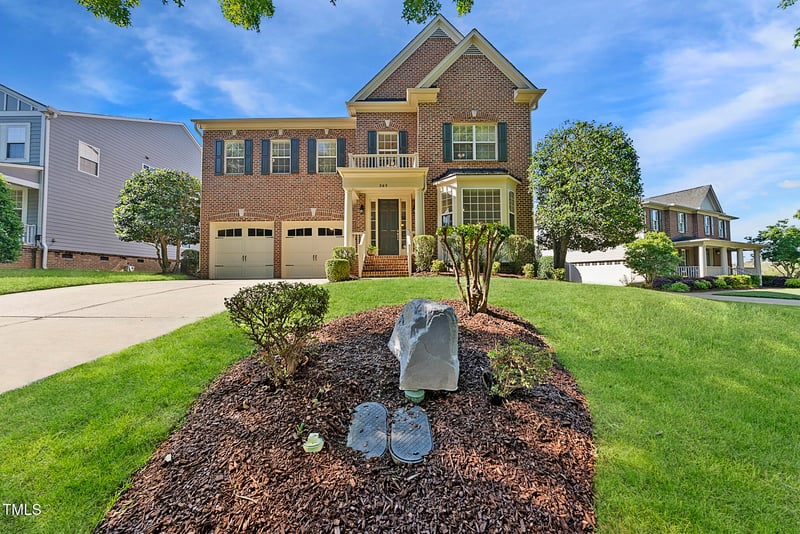 205 Olive Field Dr, Holly Springs, NC 27540