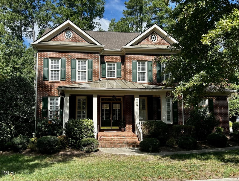 205 Oxfordshire Ln, Chapel Hill, NC 27517