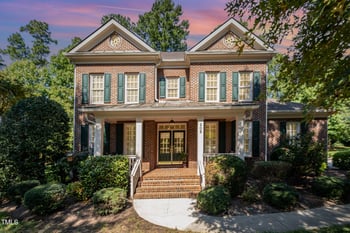 205 Oxfordshire Ln, Chapel Hill, NC 27517
