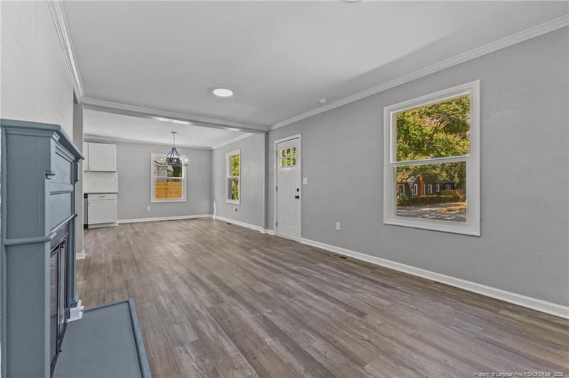 205 Pinecrest Dr, Fayetteville, NC 28305