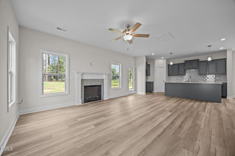 205 Regis Ln #11, Coats, NC 27521