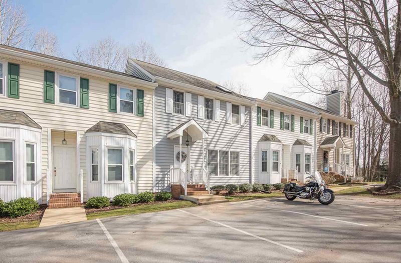 205 Riverwalk Cir, Cary, NC 27511