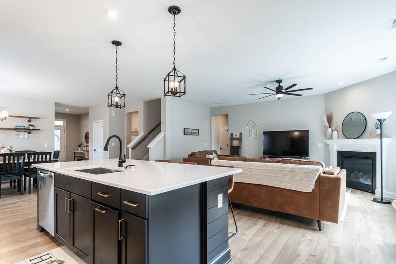 205 Rose Hill Dr, Holly Springs, NC 27540