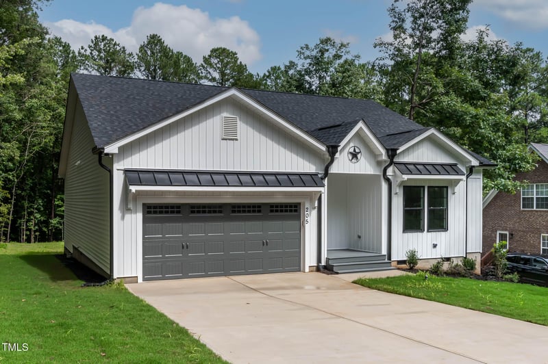 205 Shawnee Dr, Louisburg, NC 27549