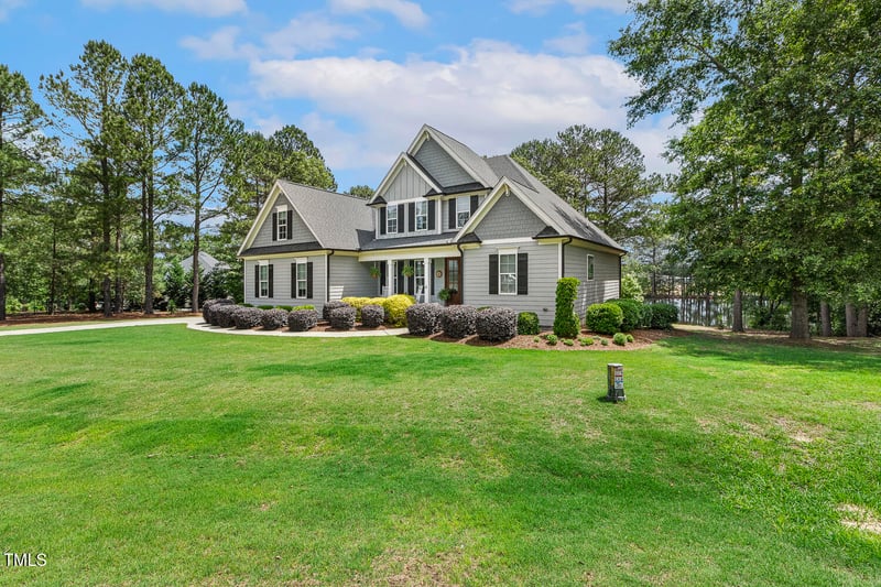 205 Sherman Pines Dr, Fuquay Varina, NC 27526