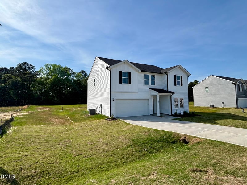 205 Shiloh Woods Cir, Smithfield, NC 27577